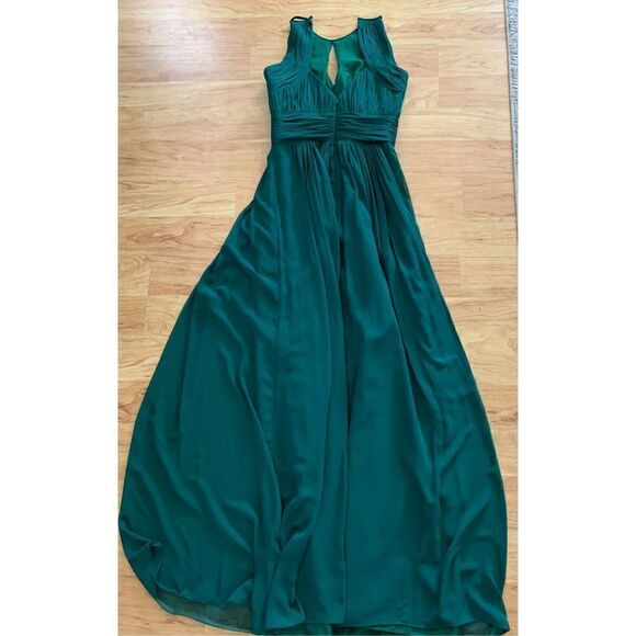 Green bridal dress made of honor size 0 by dessy collection - Picture 7 of 7